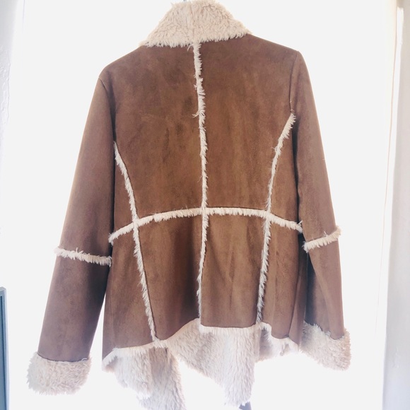 Beulah Style - sherpa lined faux suede jacket - Picture 4 of 4